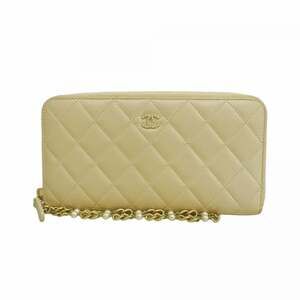 CHANEL Cream Lambskin Leather Wallet